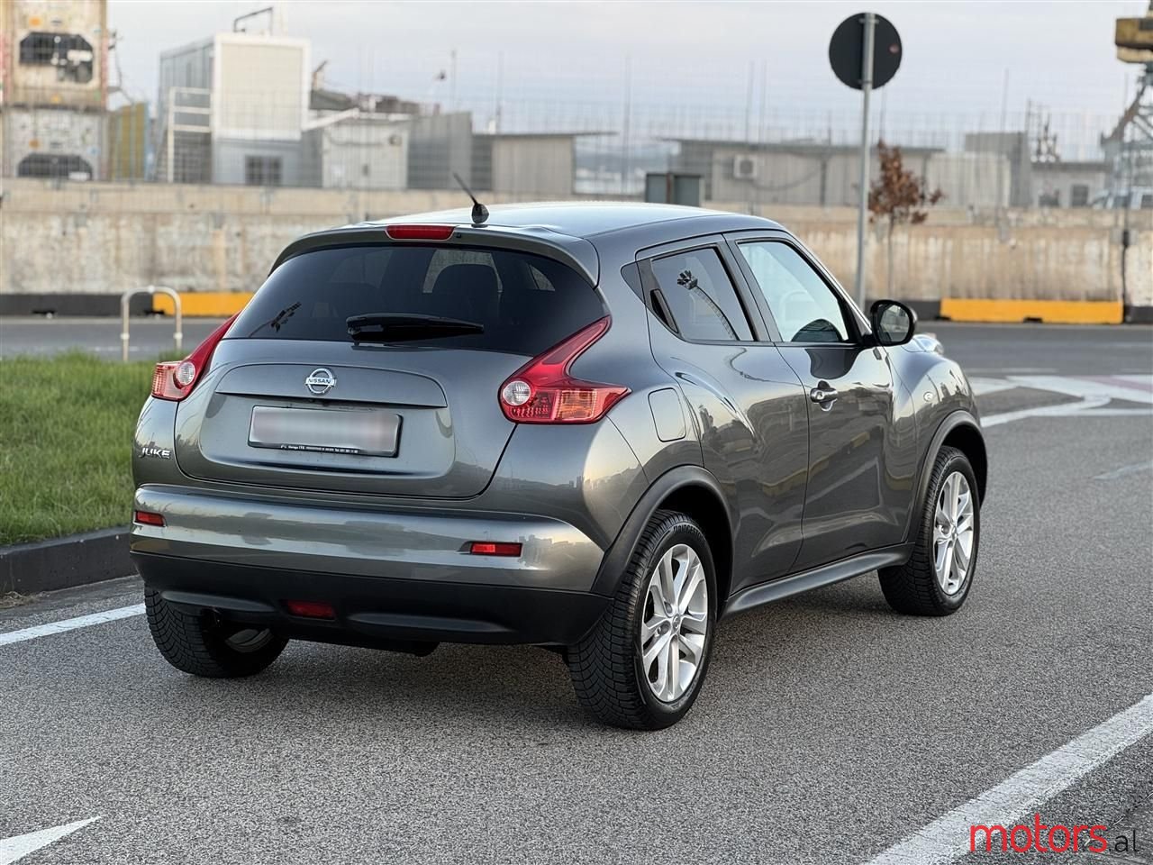 2012' Nissan Juke photo #6