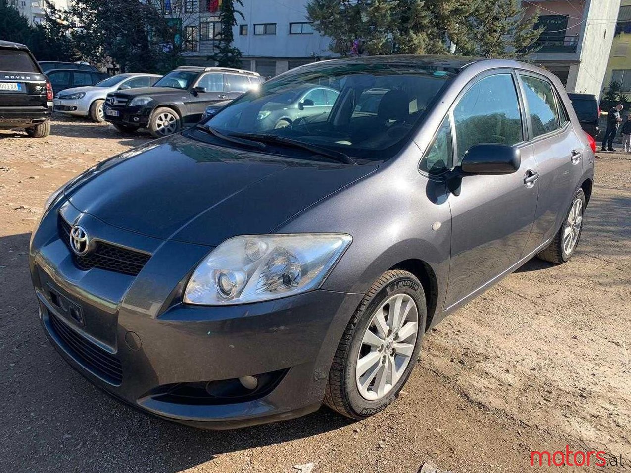 2007' Toyota Auris photo #1