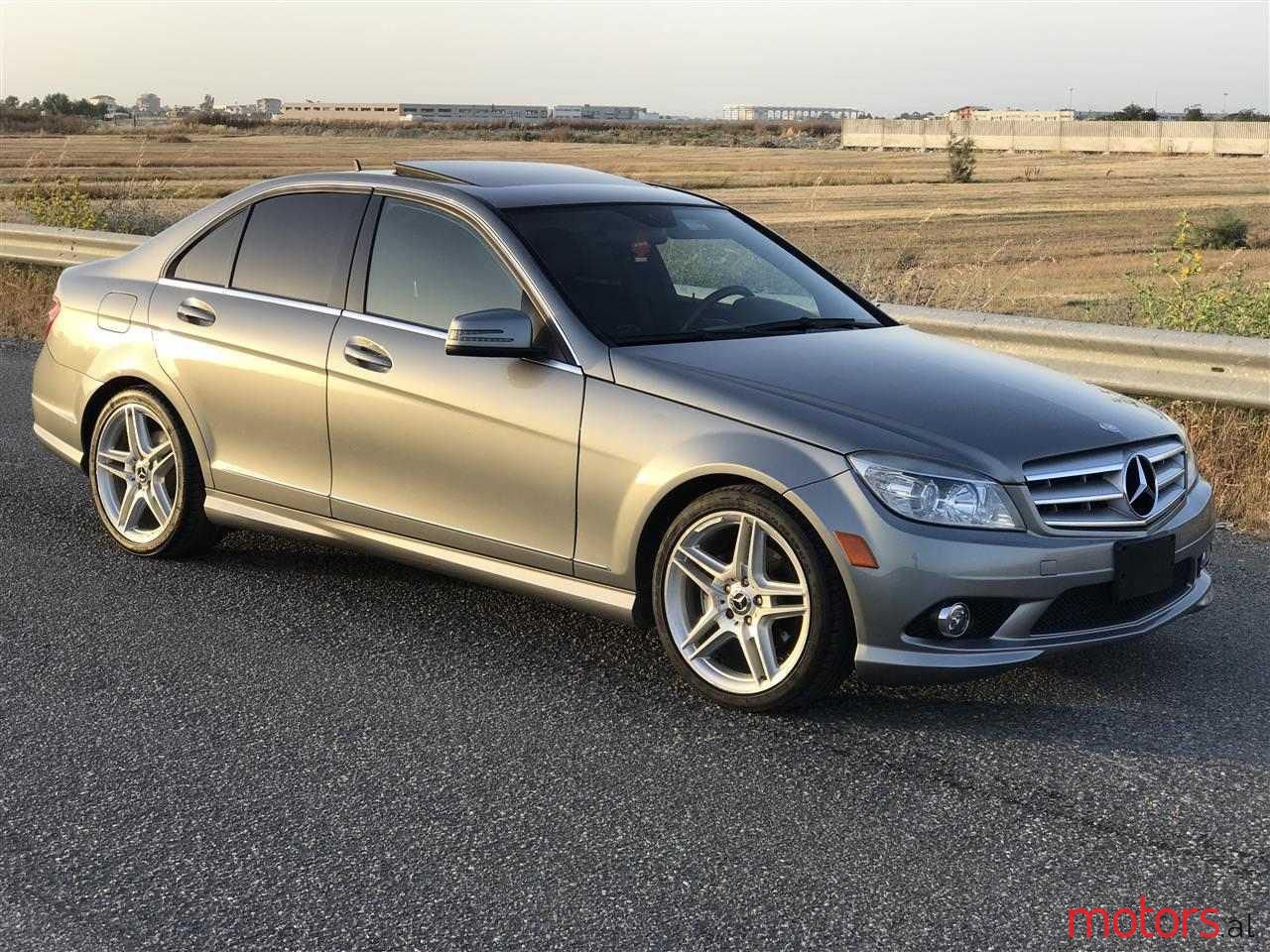 2010' Mercedes-Benz C 300 photo #1