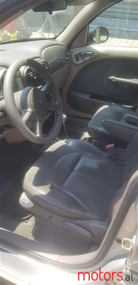 2002' Chrysler PT Cruiser photo #2