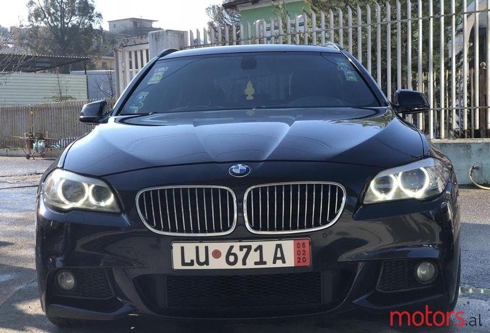 2011' BMW 525 photo #1