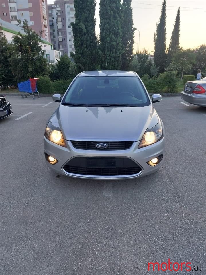 2009' Ford Focus photo #3