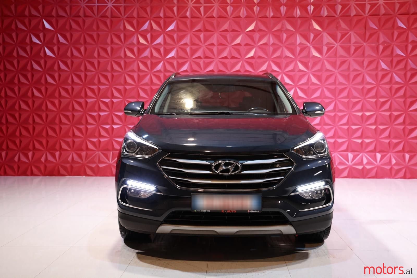 2016' Hyundai Santa Fe photo #1