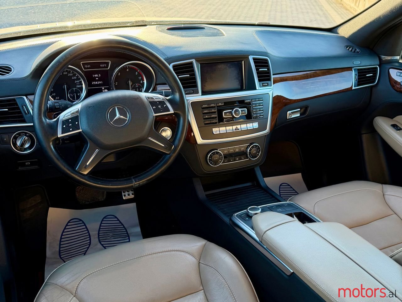 2012' Mercedes-Benz ML 350 photo #6