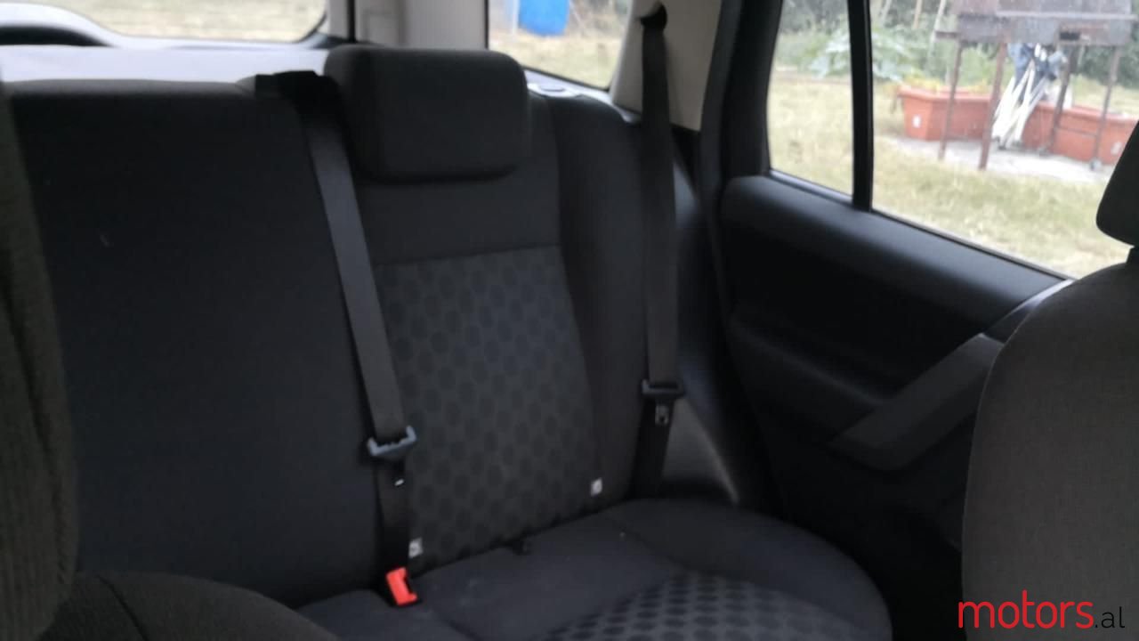 2008' Land Rover Freelander photo #6