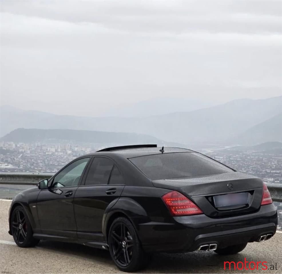 2011' Mercedes-Benz S 350 photo #5