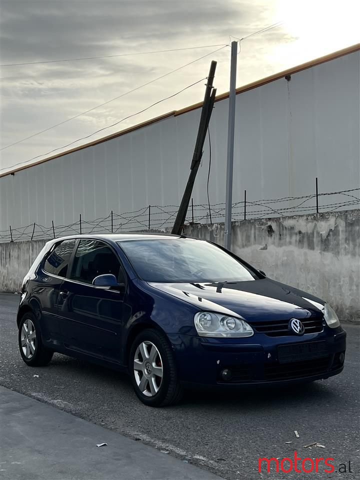 2006' Volkswagen Golf photo #2