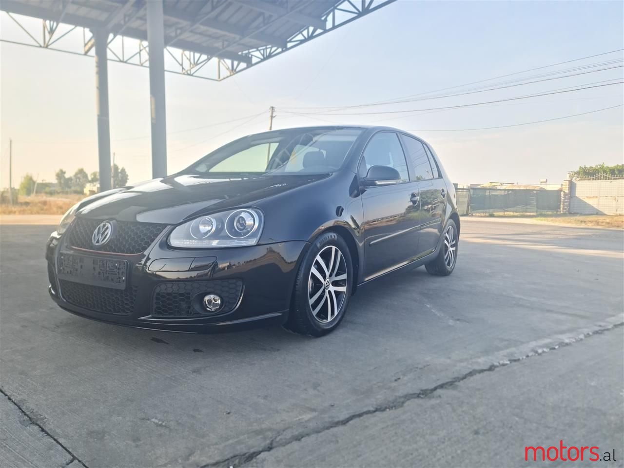 2007' Volkswagen Golf photo #1