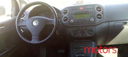 2005' Volkswagen Golf Plus photo #1