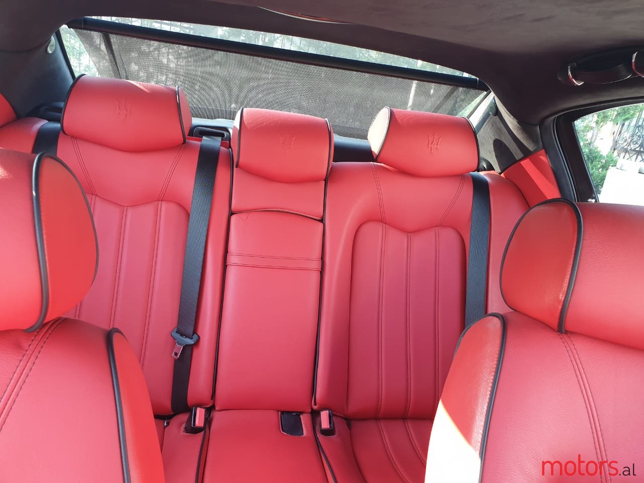 2011' Maserati Quattroporte photo #2