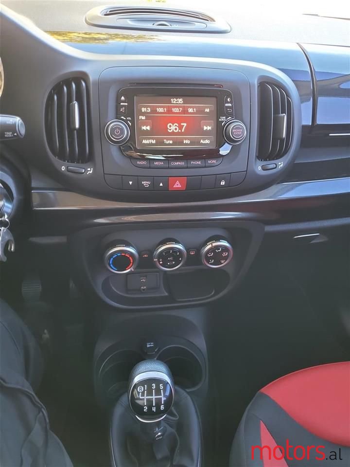 2014' Fiat 500L photo #6