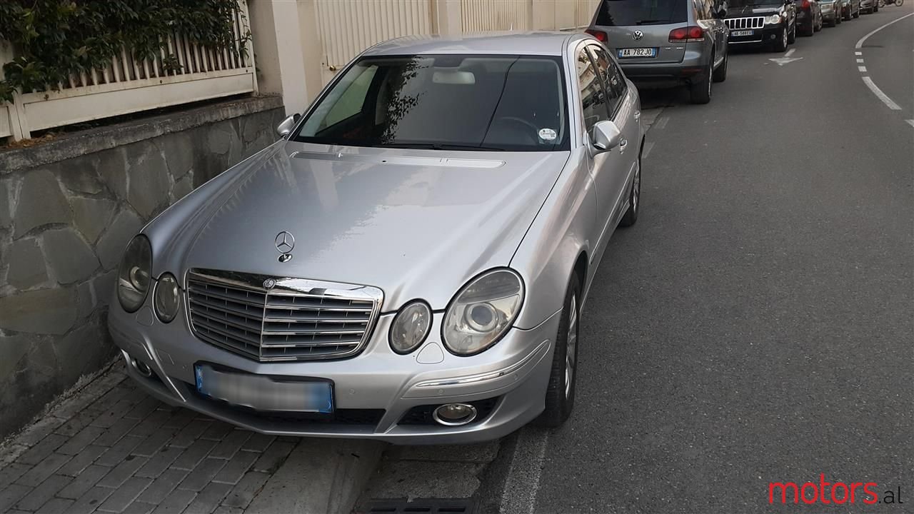 2007' Mercedes-Benz E 280 photo #1