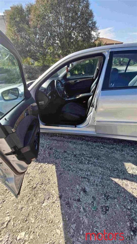 2007' Mercedes-Benz E 220 photo #6