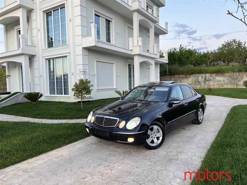 2006' Mercedes-Benz E 220 photo #3