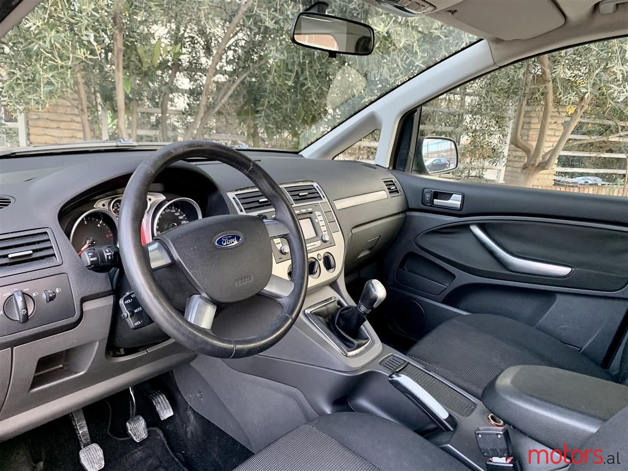 2010' Ford C-MAX photo #6