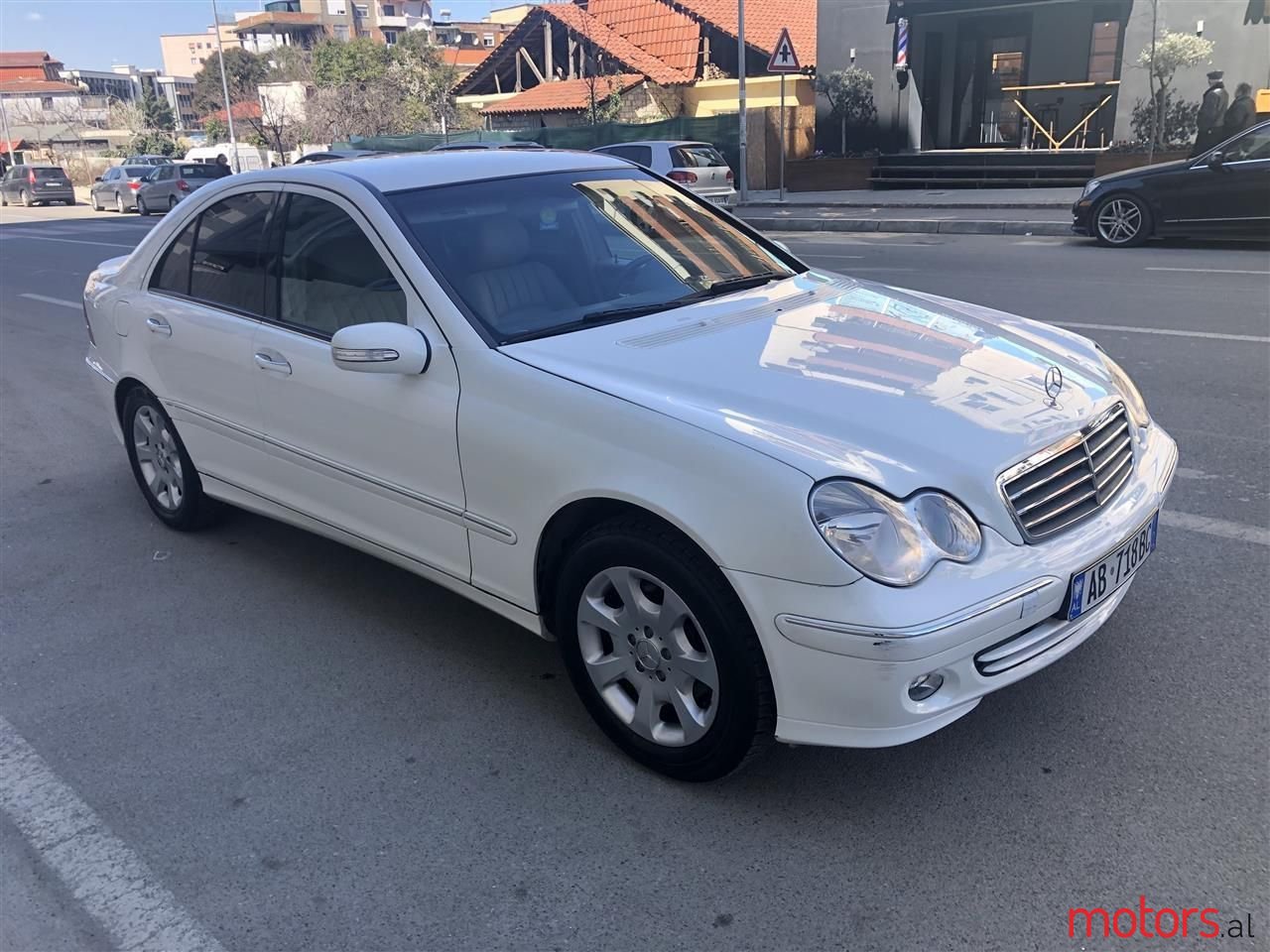 2006' Mercedes-Benz 300 photo #2