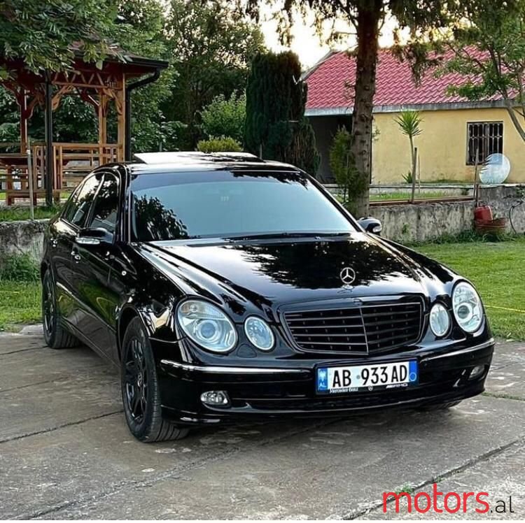 2006' Mercedes-Benz 220 photo #1