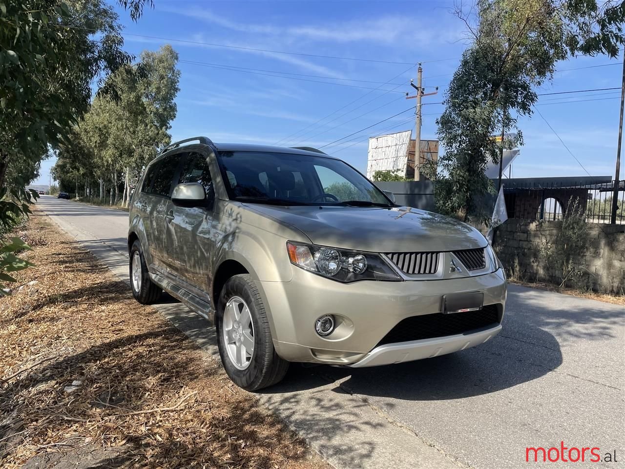 2010' Mitsubishi Outlander photo #5