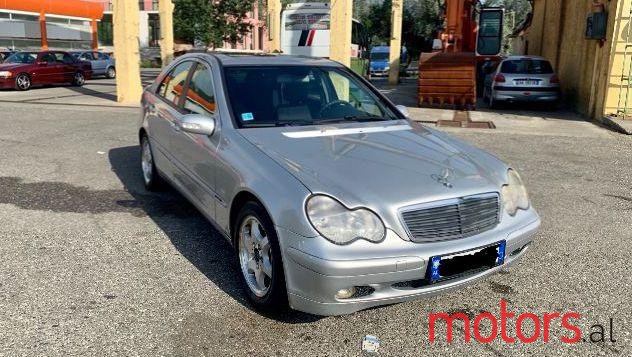 2001' Mercedes-Benz C-Class photo #2