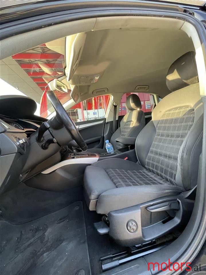 2010' Audi A4 photo #3