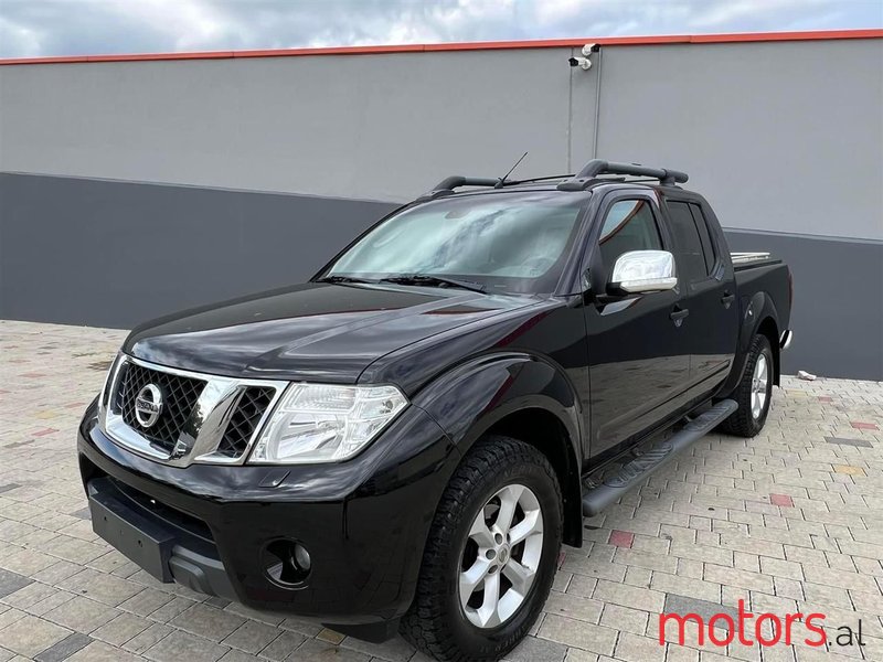 2011' Nissan Navara photo #1