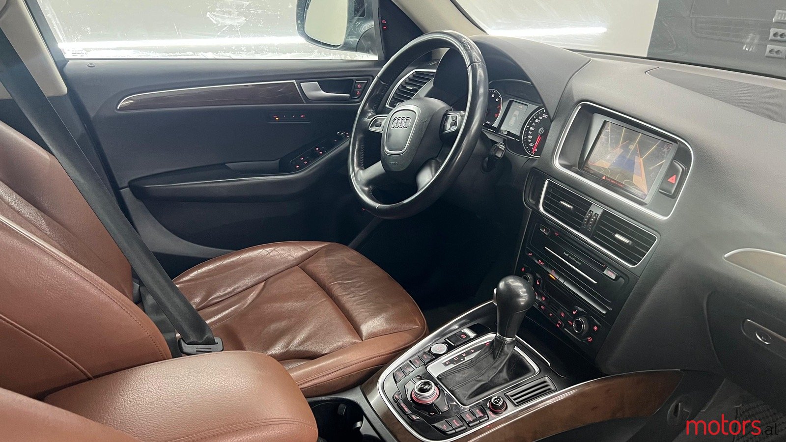 2012' Audi Q5 Suv photo #3