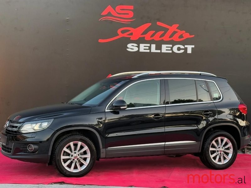 2013' Volkswagen Tiguan photo #3