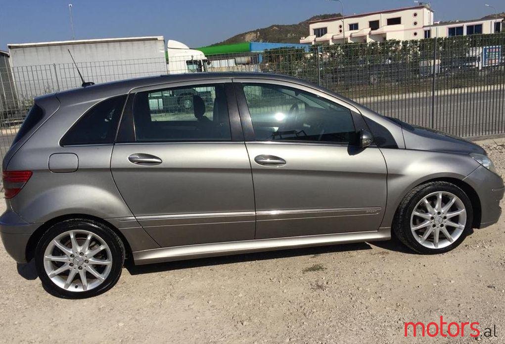 2007' Mercedes-Benz B 200 photo #1
