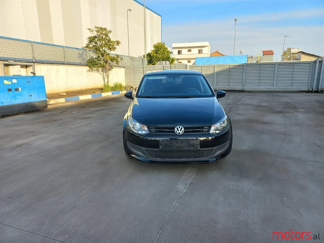 2013' Volkswagen Polo photo #1