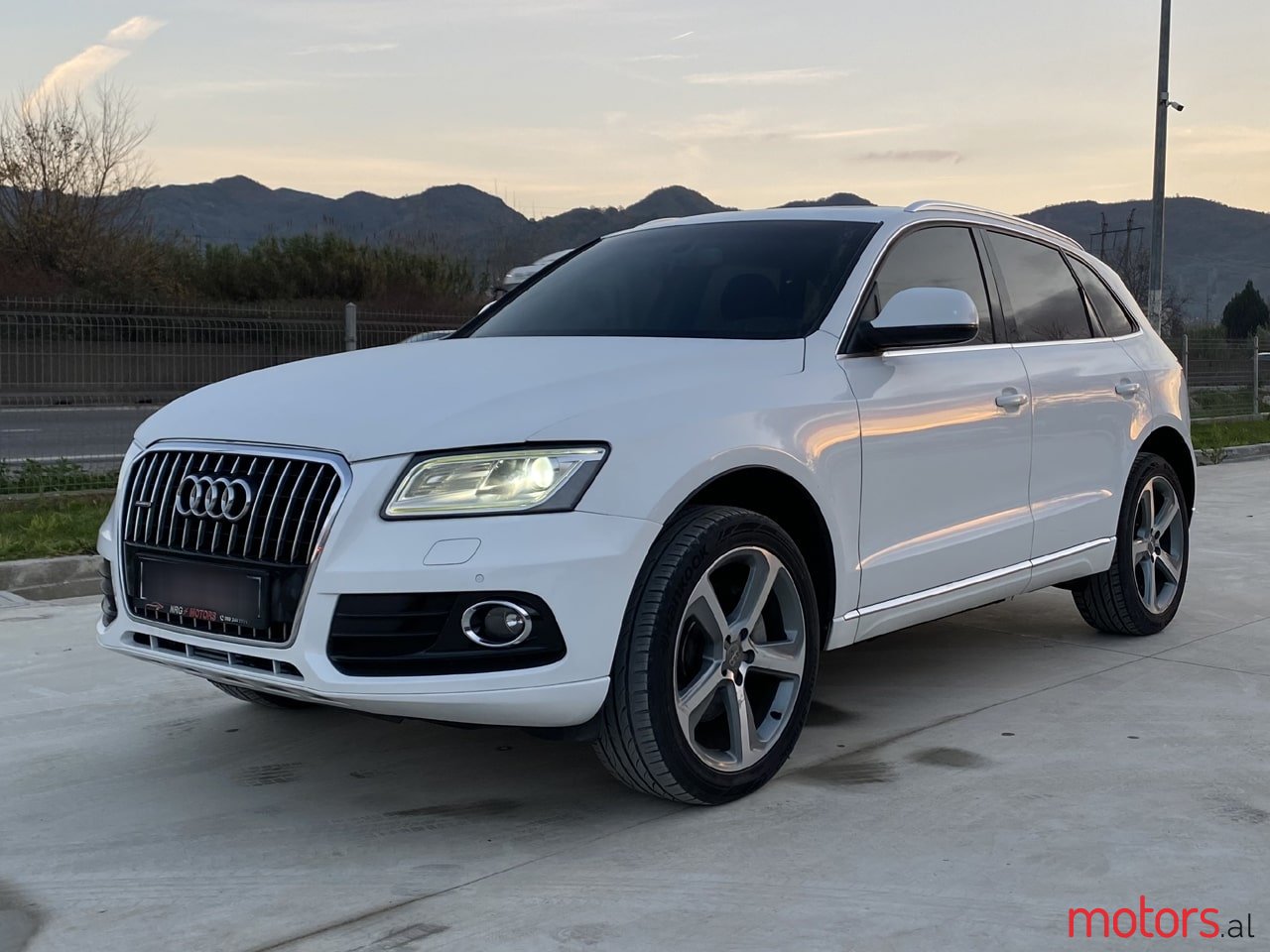 2014' Audi Q5 photo #1