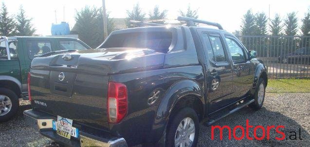 2007' Nissan Navara photo #2