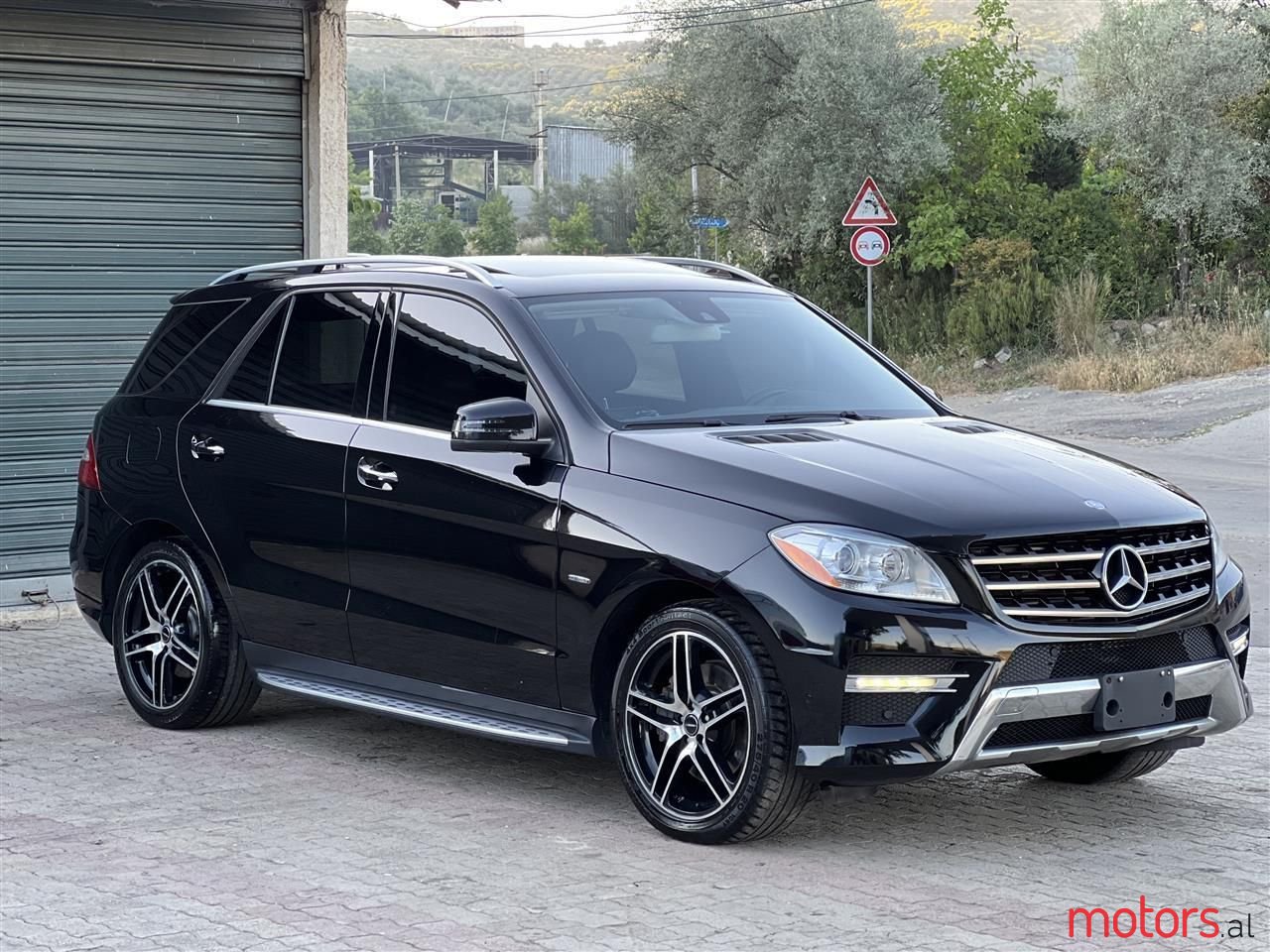 2012' Mercedes-Benz ML 350 photo #1