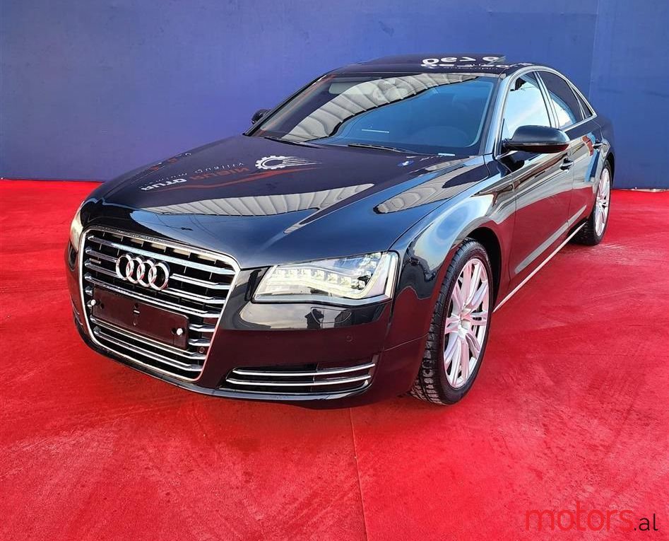 2012' Audi A8 photo #1
