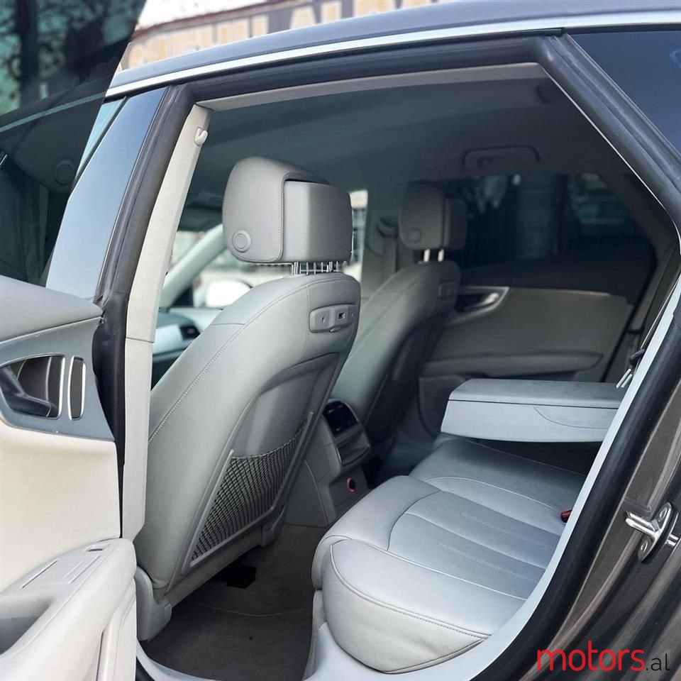 2013' Audi A7 photo #5