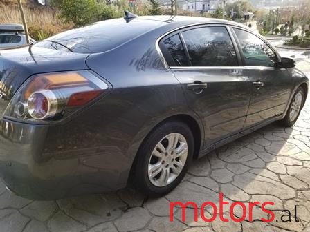 2011' Nissan Altima photo #4