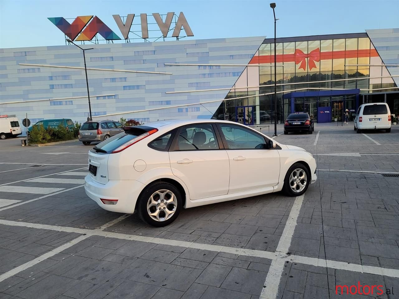 2008' Ford Focus photo #3