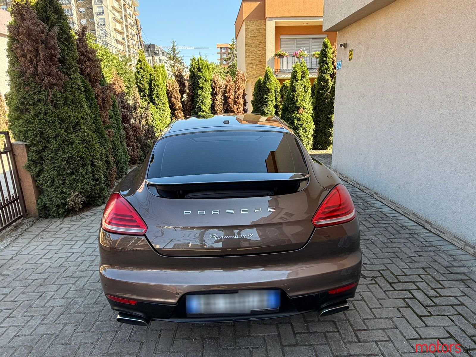 2015' Porsche Panamera photo #2