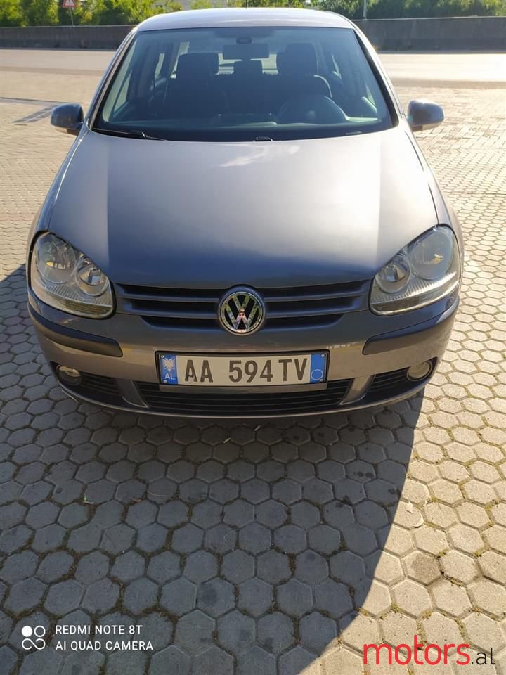 2008' Volkswagen Golf photo #2