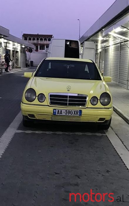 1996' Mercedes-Benz E 250 photo #1