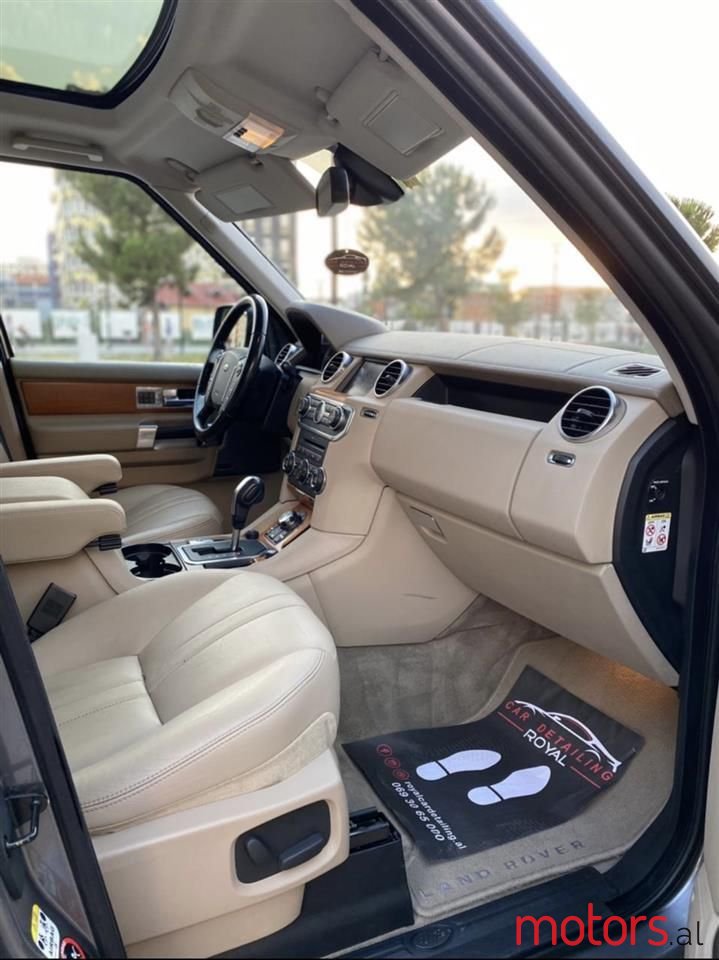 2011' Land Rover Discovery photo #2