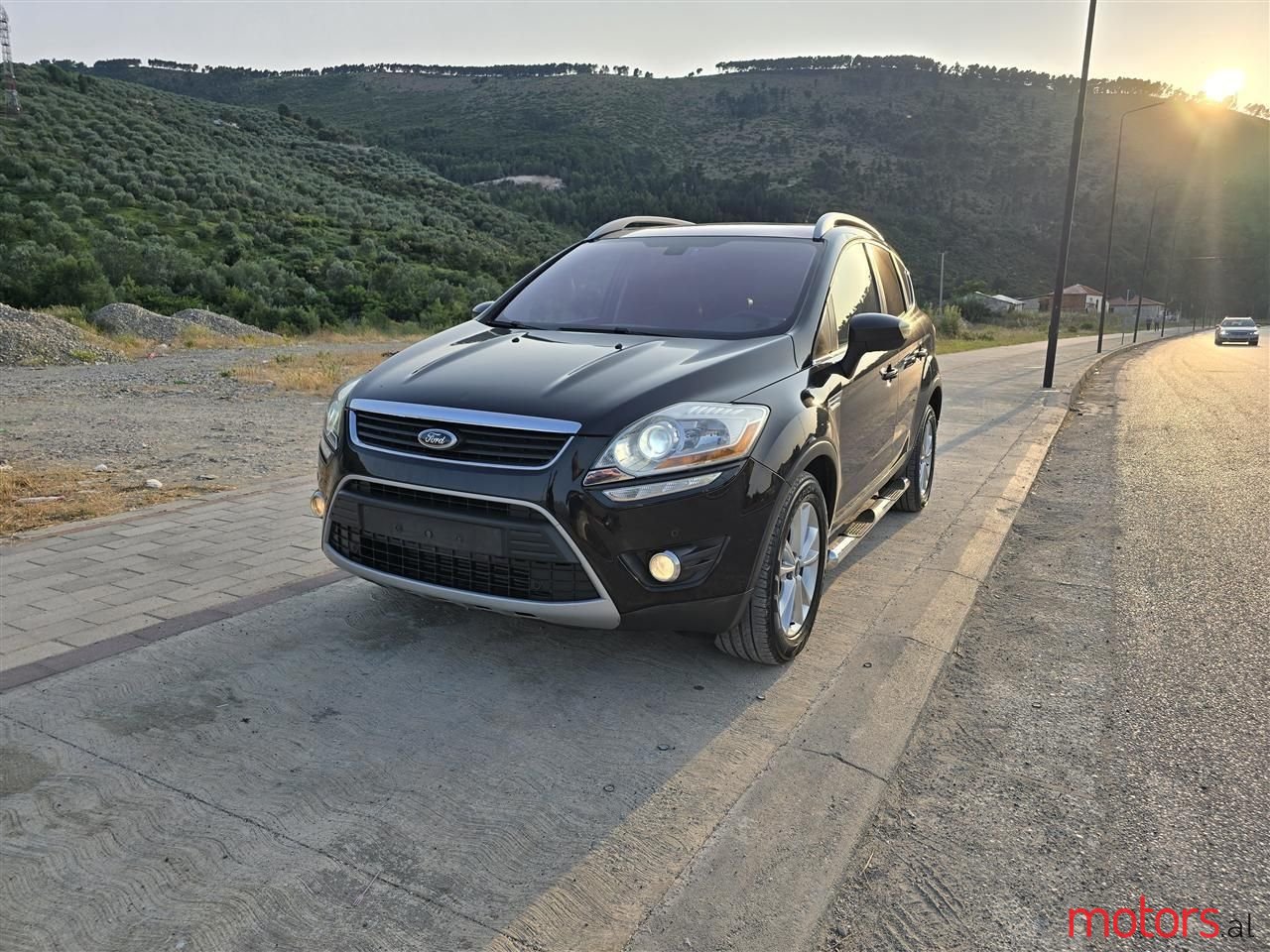 2012' Ford Kuga photo #1