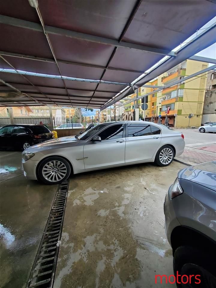 2010' BMW 750 photo #4