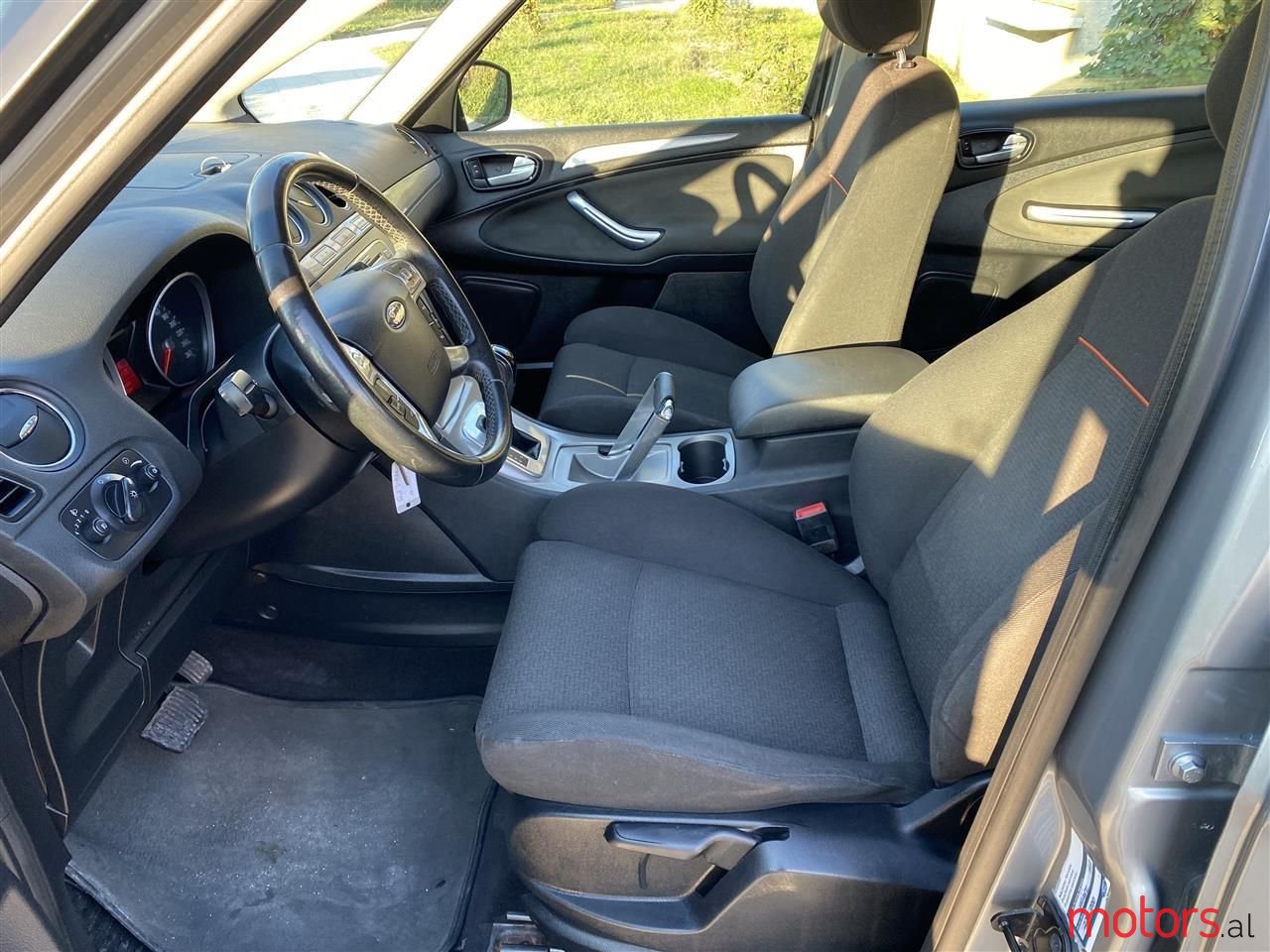 2007' Ford S-Max photo #3