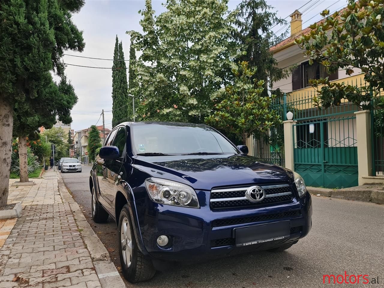 2006' Toyota RAV4 photo #1