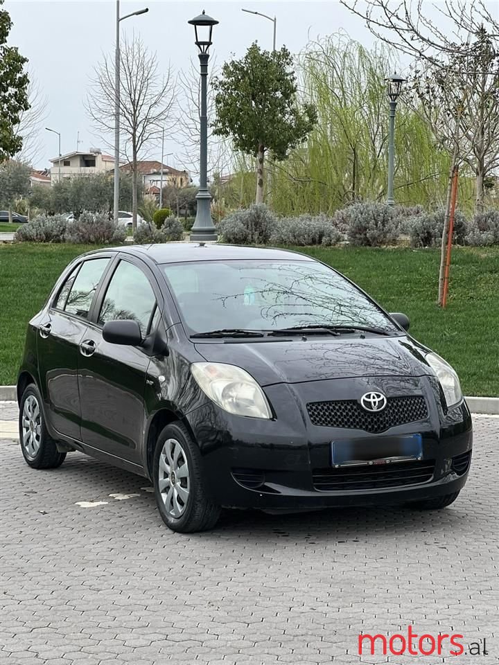 2007' Toyota Yaris photo #5