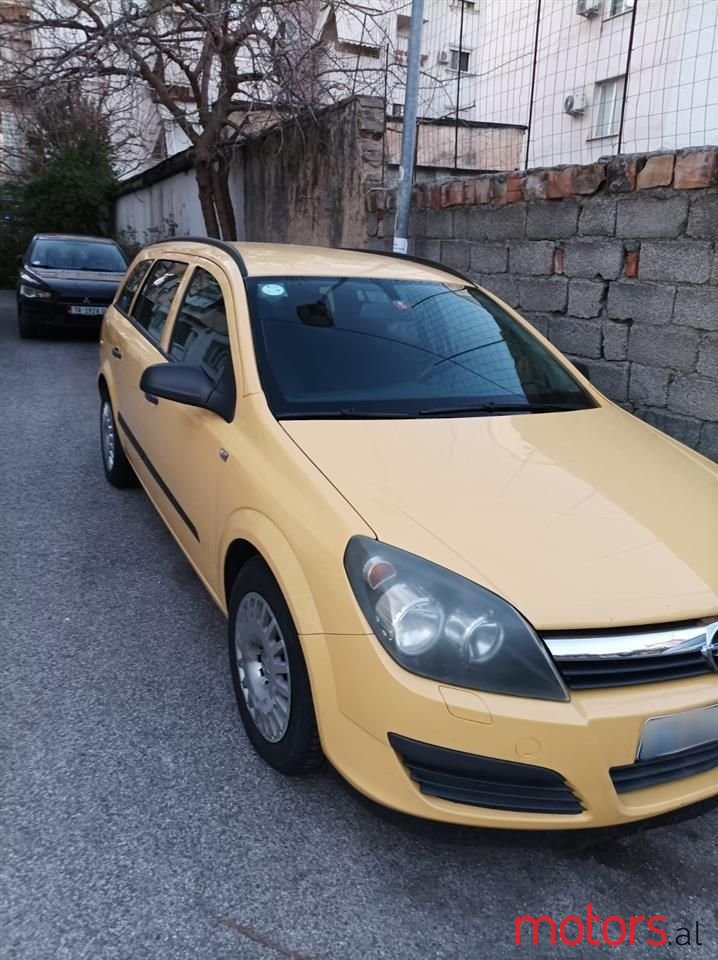 2006' Opel Astra photo #3
