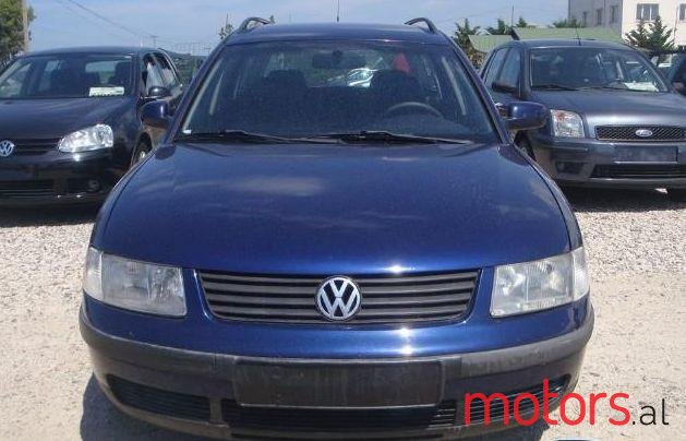 1999' Volkswagen Passat photo #1