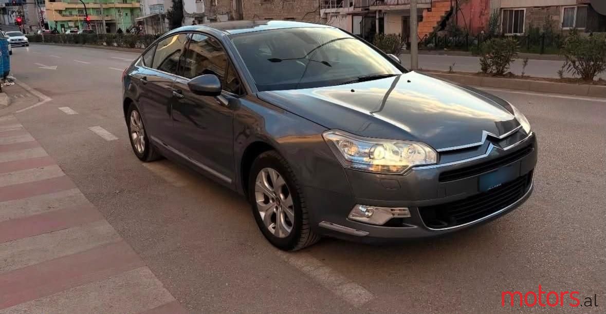 2010' Citroen C5 photo #1