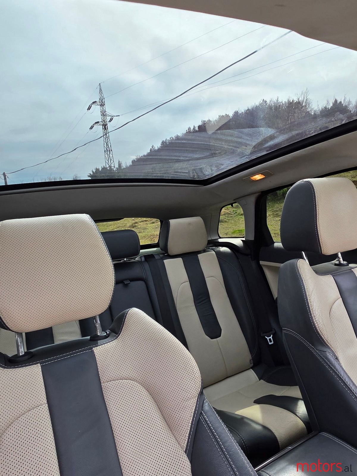 2013' Land Rover Range Rover Evoque photo #5