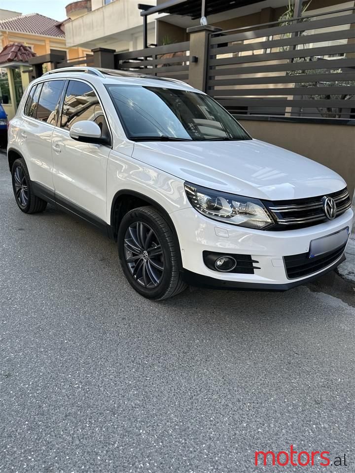 2013' Volkswagen Tiguan photo #1